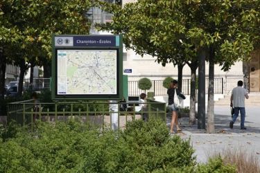 Métro à l'école de Charenton