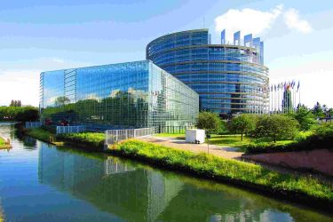 Parlement Européen situé dans le quartier La Robertsau à Strasbourg. Ville dans laquelle Nexity propose de nombreux programmes neufs