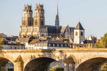 Cathédrale d'Orléans, ville idéale pour investir dans l'immobilier avec Nexity