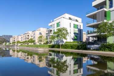 Immeuble avec de la nature
